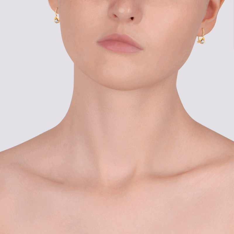 2 Золотые серьги крючки 585 проба с камнями фианит фото на белом фоне2