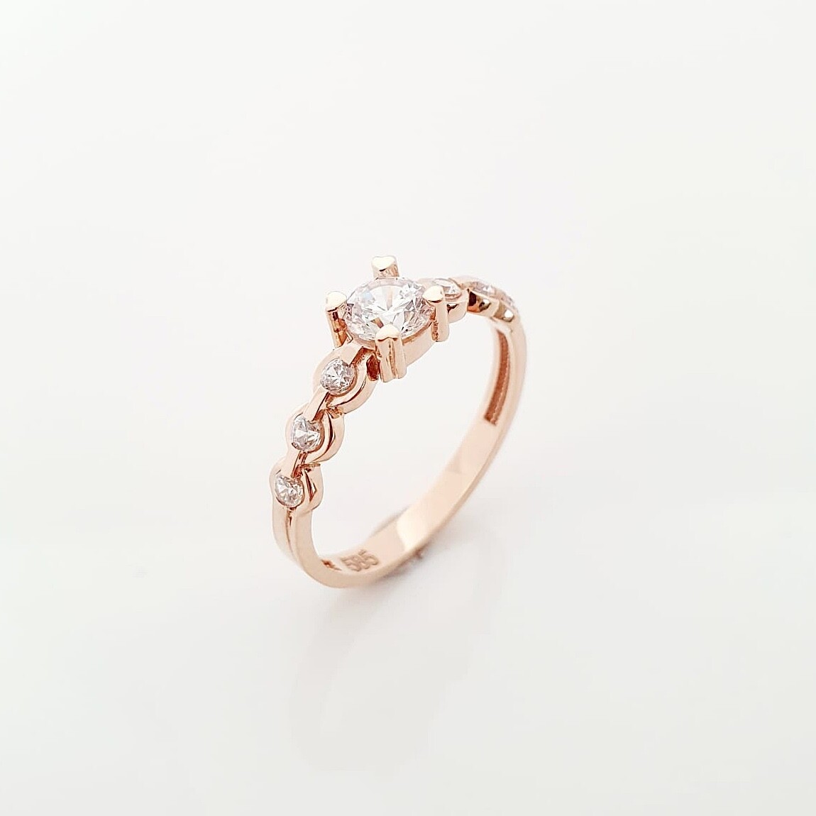 Damen Ring 585 Rotgold Zirkonia Verlobungsring Damen Ring 585 Rotgold Zirkonia Verlobungsring