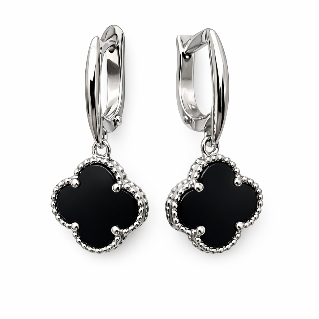 Hängende Ohrringe „Kleeblatt“ mit schwarzem Onyx aus 925 Silber Hängende Ohrringe „Kleeblatt“ mit schwarzem Onyx aus 925 Silber